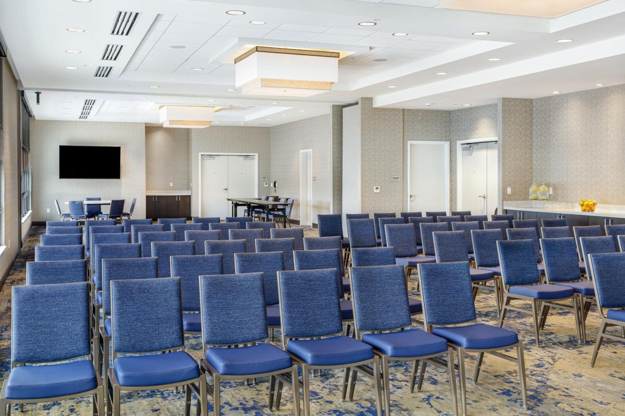 Springhill Suites By Marriott Topeka Southwest Exteriör bild